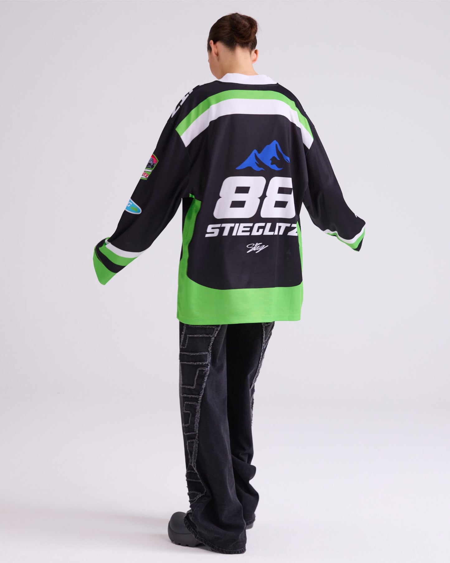 Alando Wide Skate Longsleeve | Black