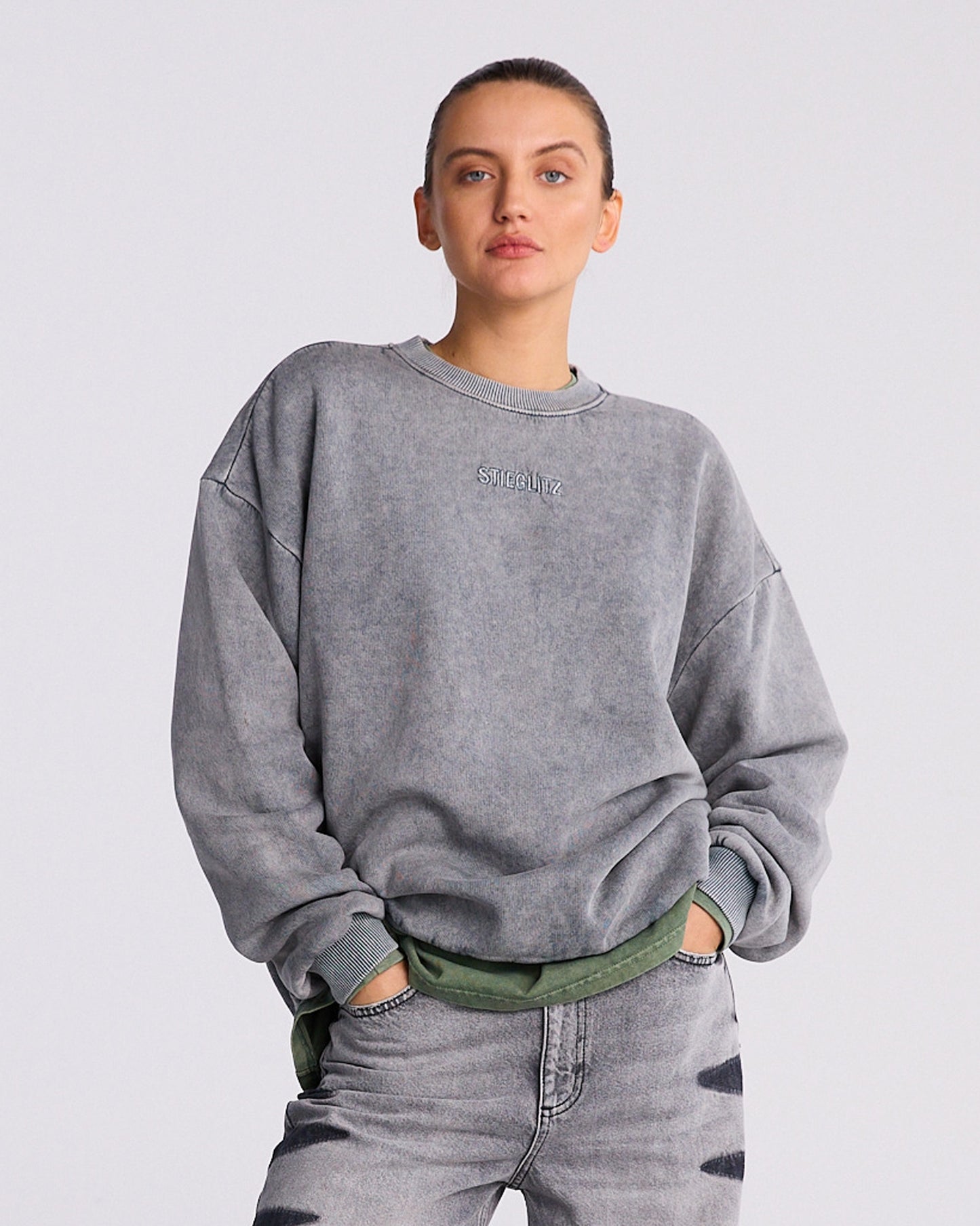 Basic Worn out Sweater | Grey