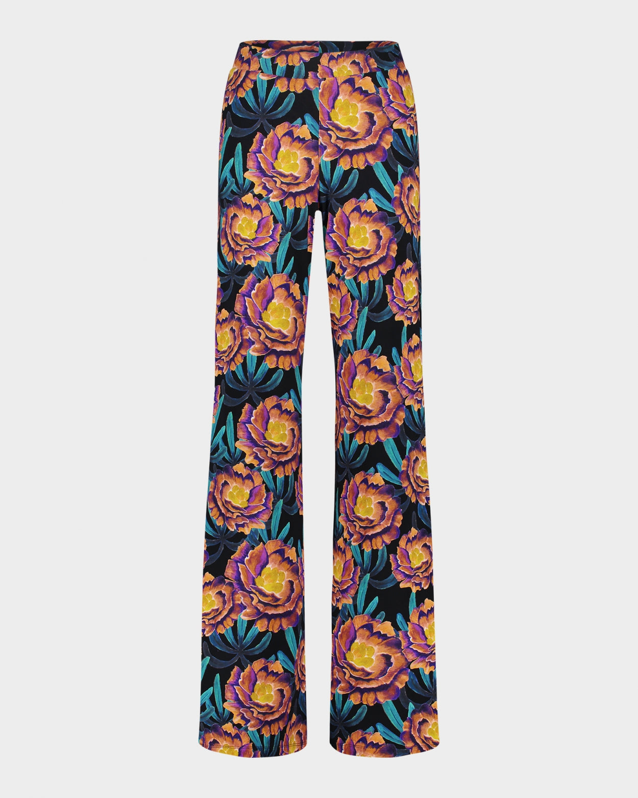 Chesna Palazzo | Brown