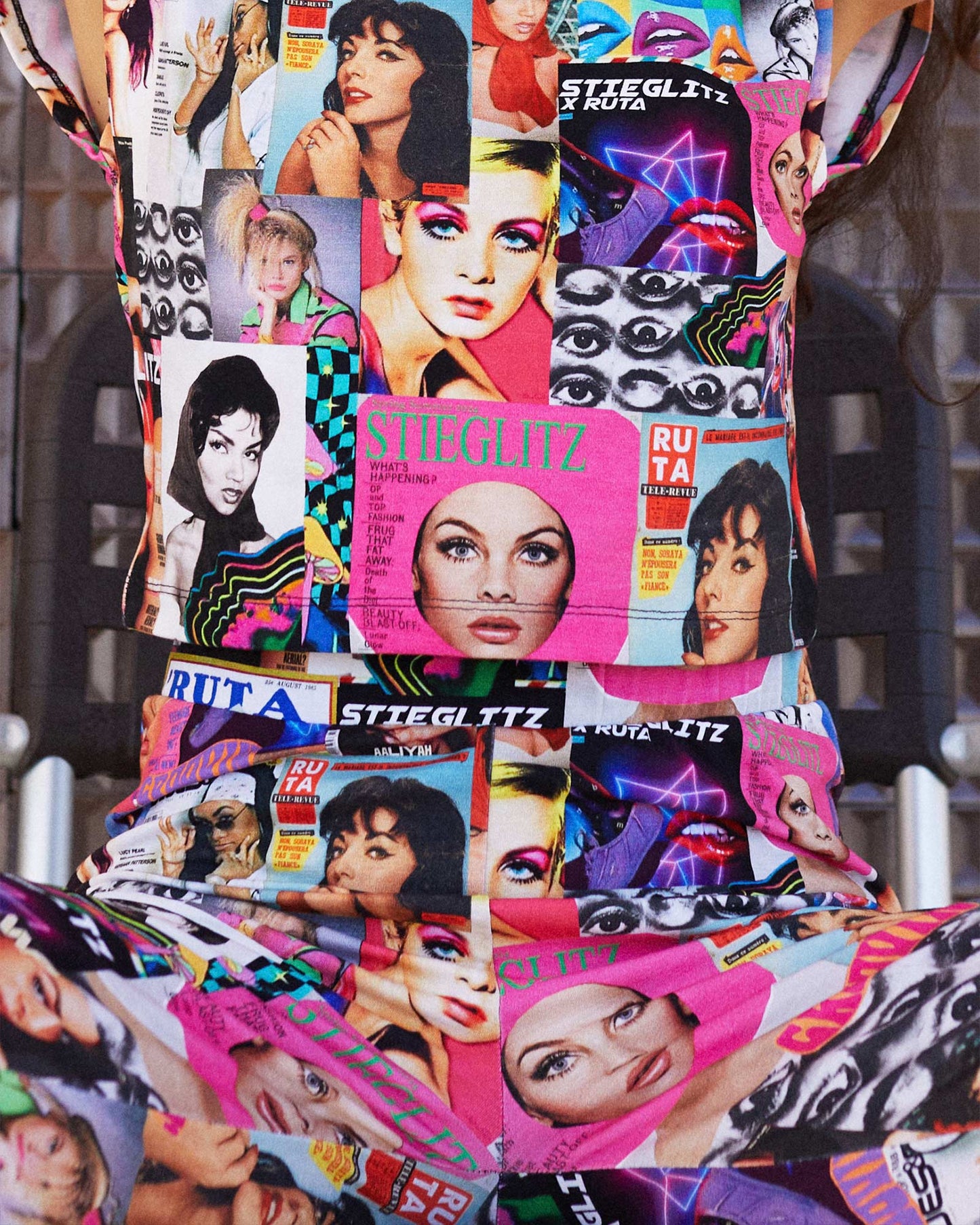 Magazine Shortsleeve Top