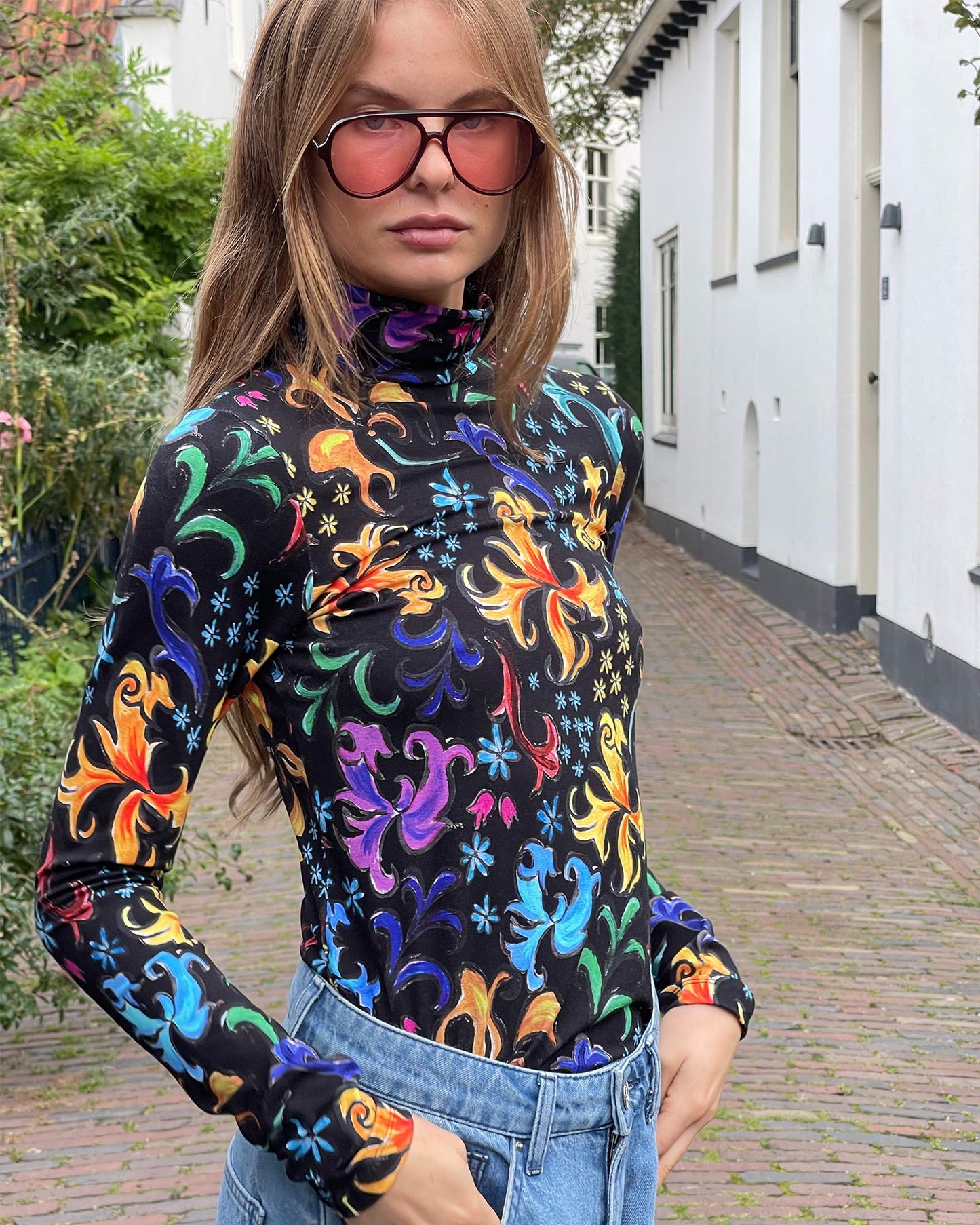 Salome Pulli Zwart