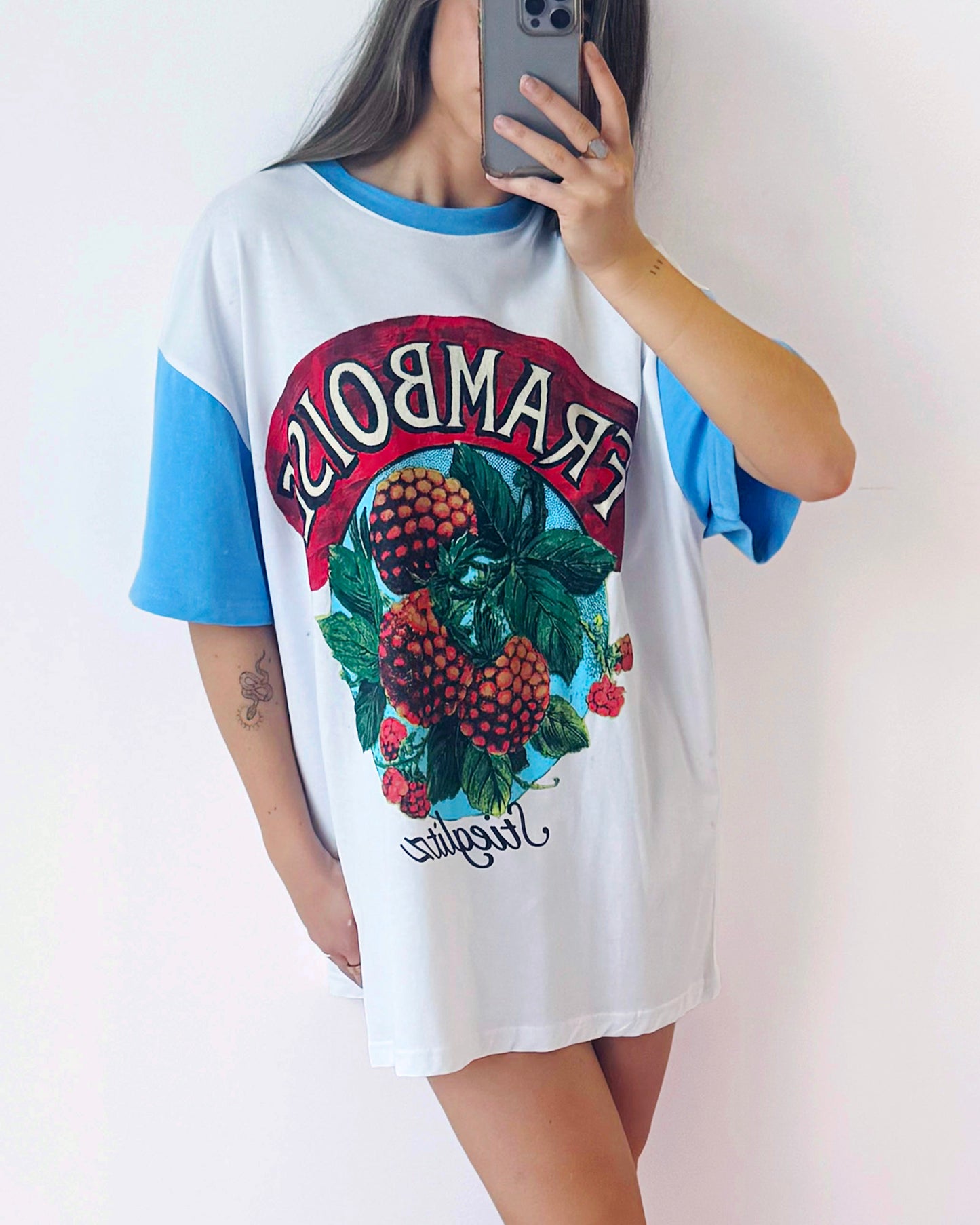 Treasure Room T-shirt Framboise | White