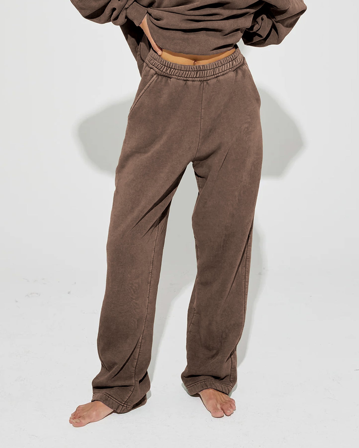 Worn Out Straight Leg Sweatpants Brown