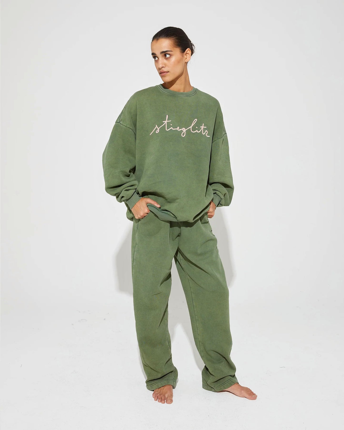Worn Out Straight Leg Sweatpants Green