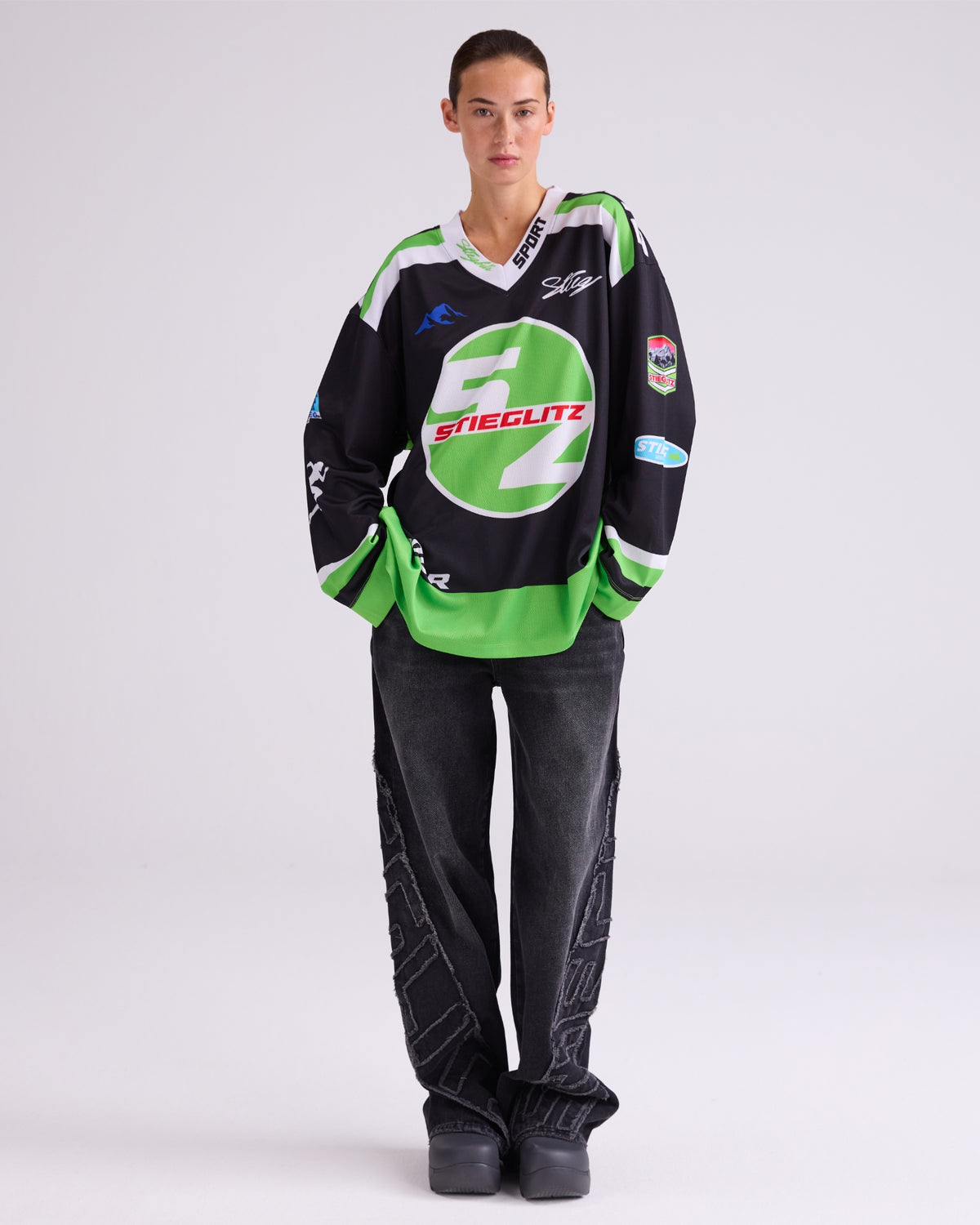 Alando Wide Skate Longsleeve | Black