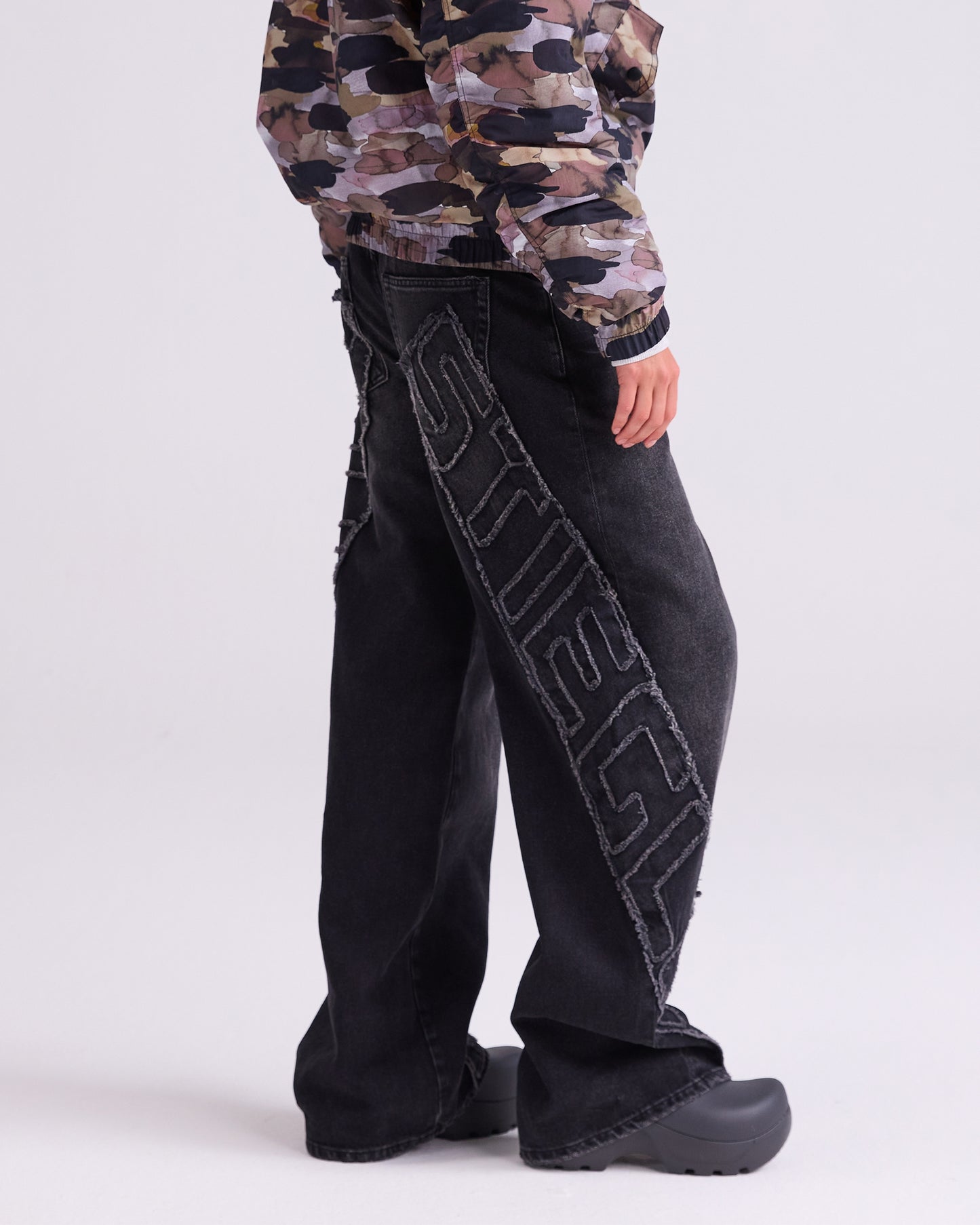 Fibel Jeans | Black