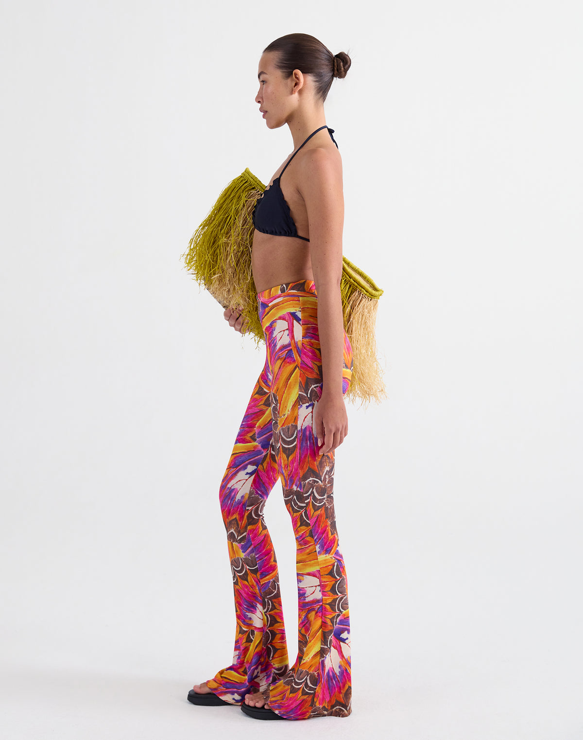 Kimia Flared Legging | Multi