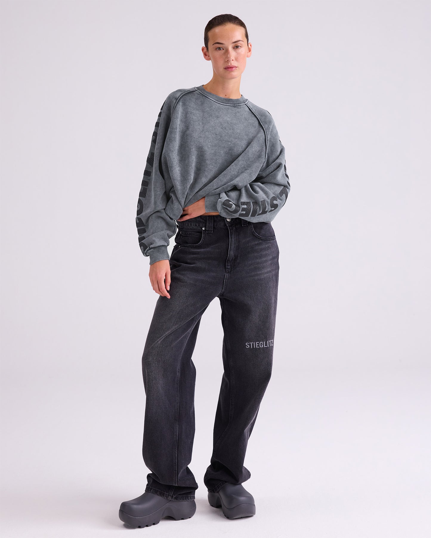 Romina Sweater | Black