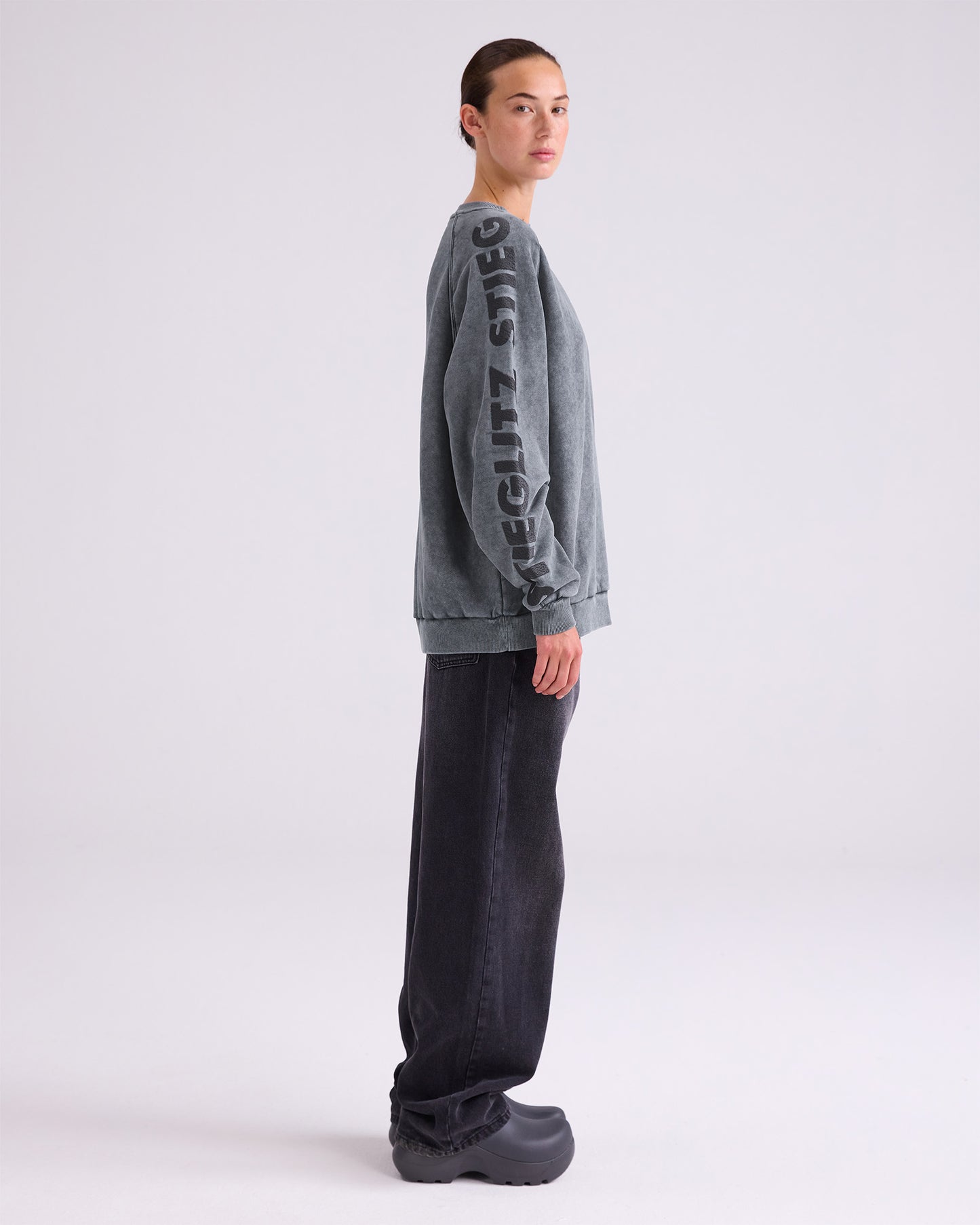 Romina Sweater | Black